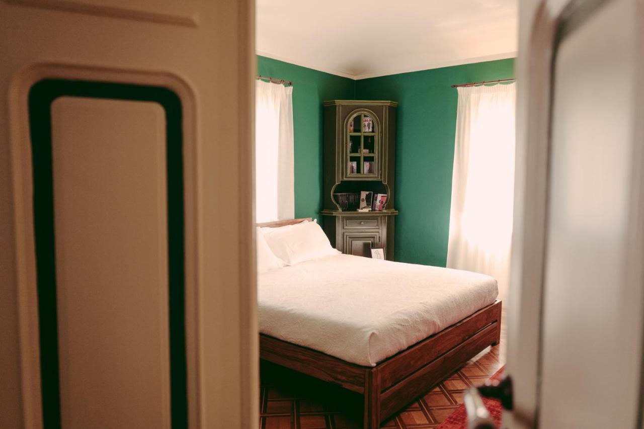 Villa Erre - Literary B&B Ланцо-Торинезе Екстер'єр фото